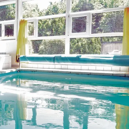 Five-bedroom Holiday In * Gross Mohrdorf