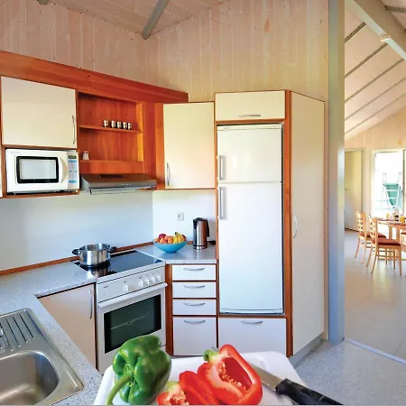Five-bedroom Holiday In * Gross Mohrdorf