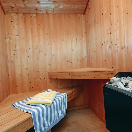 Five-bedroom Holiday In Holiday home