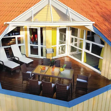 Five-bedroom Holiday In