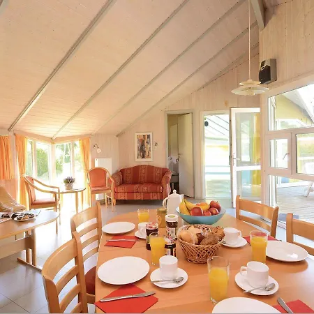 Five-bedroom Holiday In Holiday home